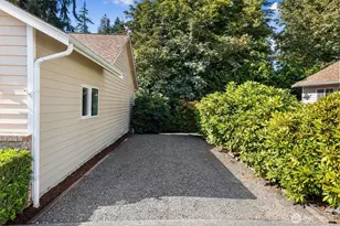 14118 Beverly Park Rd, Edmonds, WA 98026 - Photo 26