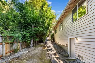 14118 Beverly Park Rd, Edmonds, WA 98026 - Photo 28