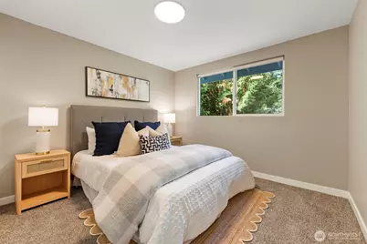 15933 SE 48th Drive, Bellevue, WA 98006 - Photo 16