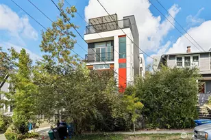2208 E Alder St, Seattle, WA 98122 - Photo 2