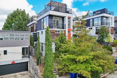 2208 E Alder Street, Seattle, WA 98122 - Photo 1
