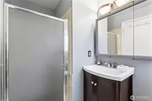 20308 13th Dr SE, Bothell, WA 98012 - Photo 16