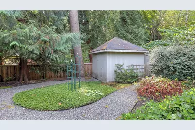 2701 266th Avenue SE, Sammamish, WA 98075 - Photo 38