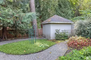 2701 266th Ave SE, Sammamish, WA 98075 - Photo 38