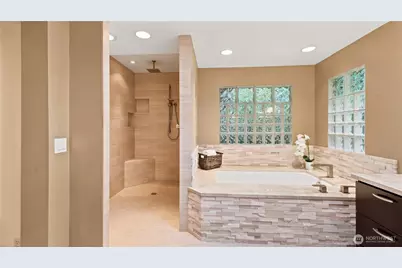 2701 266th Avenue SE, Sammamish, WA 98075 - Photo 28