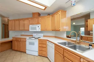 180 Cypress Cir, Port Angeles, WA 98362 - Photo 22
