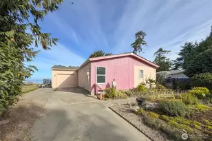 180 Cypress Cir, Port Angeles, WA 98362 - Photo 2