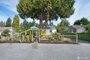 1218 NE 117th St, Seattle, WA 98125 - Photo 40