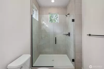 4045 Aberdeen Way NE, Renton, WA 98056 - Photo 26