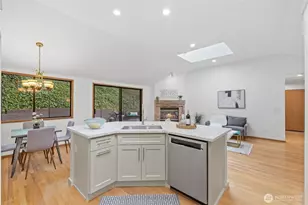 2925 West LK Sammamish Pkwy NE, Redmond, WA 98052 - Photo 18