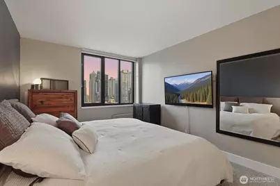 2100 3rd Avenue #2601, Seattle, WA 98121 - Photo 14