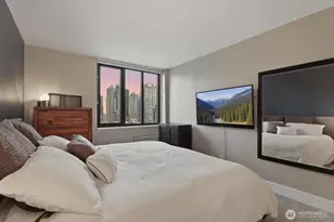 2100 3rd Ave, Seattle, WA 98121 - Photo 14