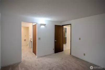 9904 NE 124th Street #1005, Kirkland, WA 98034 - Photo 18