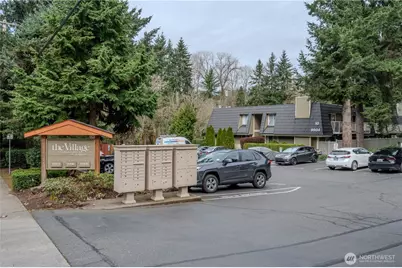 9904 NE 124th Street #1005, Kirkland, WA 98034 - Photo 2