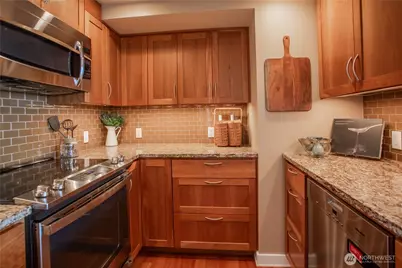 1415 2nd Avenue #1009, Seattle, WA 98101 - Photo 20