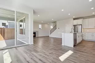 3370 SW Anchorage Ln, Port Orchard, WA 98367 - Photo 6