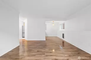 2215 14th Ave W, Seattle, WA 98119 - Photo 6