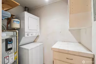 2215 14th Ave W, Seattle, WA 98119 - Photo 24