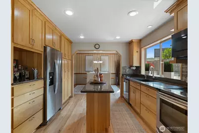21408 Elm Drive, Brier, WA 98036 - Photo 10