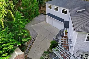 12117 Clearview Dr, Edmonds, WA 98026 - Photo 4