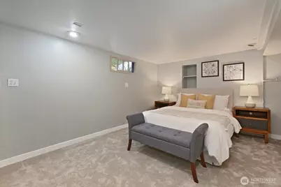 933 N 84th Street, Seattle, WA 98103 - Photo 20