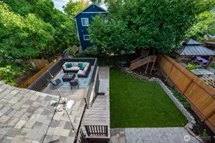 933 N 84th St, Seattle, WA 98103 - Photo 24