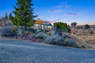 4590 Joe Miller Rd, Malaga, WA 98828 - Photo 36
