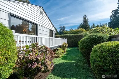 14834 Interlake Avenue N, Shoreline, WA 98133 - Photo 28