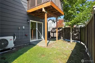 15720 Meadow Rd, Lynnwood, WA 98087 - Photo 10