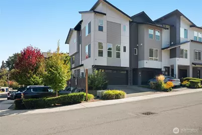 15720 Meadow Road #G1, Lynnwood, WA 98087 - Photo 2