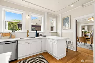 2915 Franklin Ave E, Seattle, WA 98102 - Photo 8