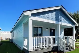 205 7th St, Raymond, WA 98577 - Photo 14