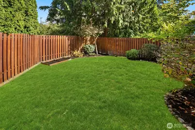 4037 30th Avenue W, Seattle, WA 98199 - Photo 22