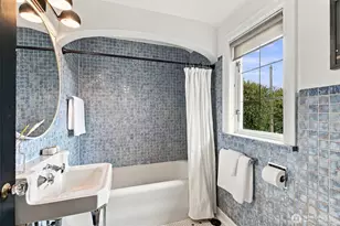 7944 Seward Park Ave S, Seattle, WA 98118 - Photo 24