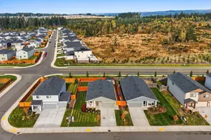 13727 197th St E, Graham, WA 98338 - Photo 34