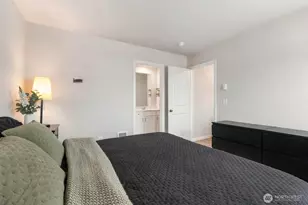 13727 197th St E, Graham, WA 98338 - Photo 24