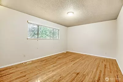 3720 70th Avenue Ct W, University Place, WA 98466 - Photo 14