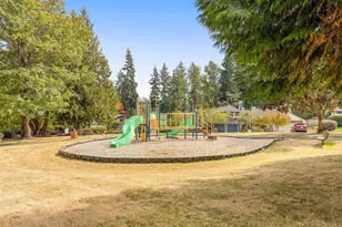 12809 NE 201st Pl, Bothell, WA 98011 - Photo 38