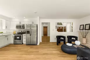 12809 NE 201st Pl, Bothell, WA 98011 - Photo 14