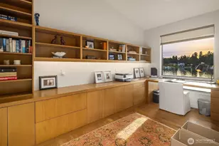 8804 NE 34th St, Yarrow Point, WA 98004 - Photo 14