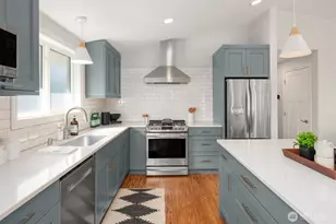 6723 Dibble Ave NW, Seattle, WA 98117 - Photo 10