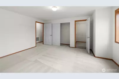 4471 E Broadway Street, Mount Vernon, WA 98274 - Photo 26