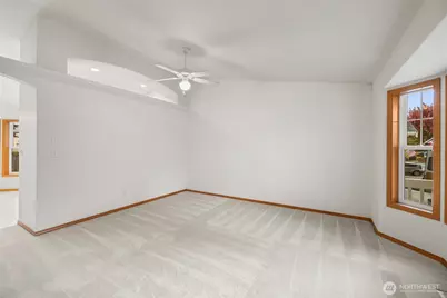 4471 E Broadway Street, Mount Vernon, WA 98274 - Photo 6