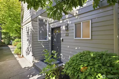 12506 26th Avenue NE #A103, Seattle, WA 98125 - Photo 2