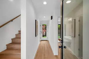 6700 52nd Ave S, Seattle, WA 98118 - Photo 4