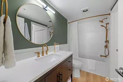 18 Dravus Street #210, Seattle, WA 98109 - Photo 20