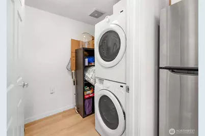 18 Dravus Street #210, Seattle, WA 98109 - Photo 22