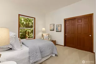 8387 NE Sumanee Pl, Bainbridge Island, WA 98110 - Photo 22