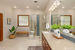 8387 NE Sumanee Pl, Bainbridge Island, WA 98110 - Photo 18