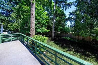 12822 NE 68th Street, Kirkland, WA 98033 - Photo 12